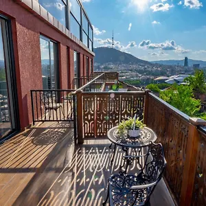 Iris 4* Tbilisi